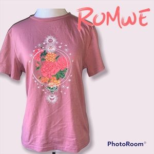 DELETING SOON!!👻 Floral Celestial Print Tee Soft Dusty Rose Blush Pink Sun Moon